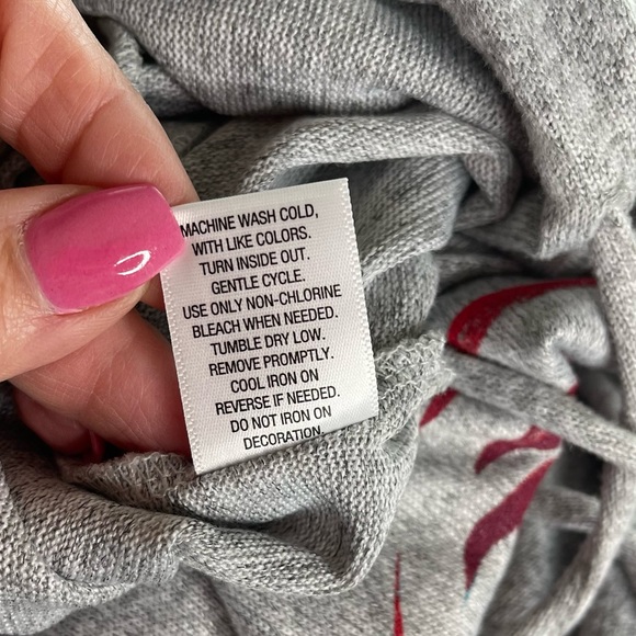 Disney Mulan Dragon Lace Hoodie Sweatshirt L - Picture 10 of 11